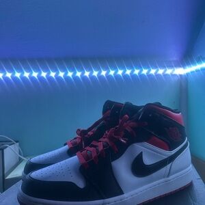 Jordan 1 Black and Red Sneakers